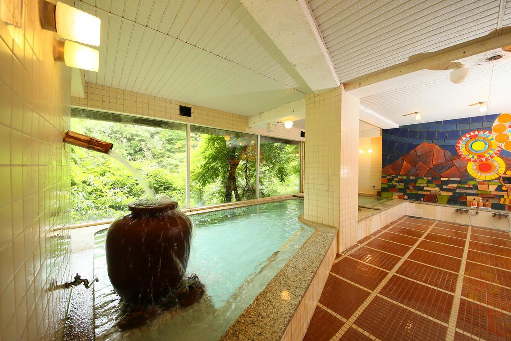 Hotel Miyama Chichibu Exteriör bild