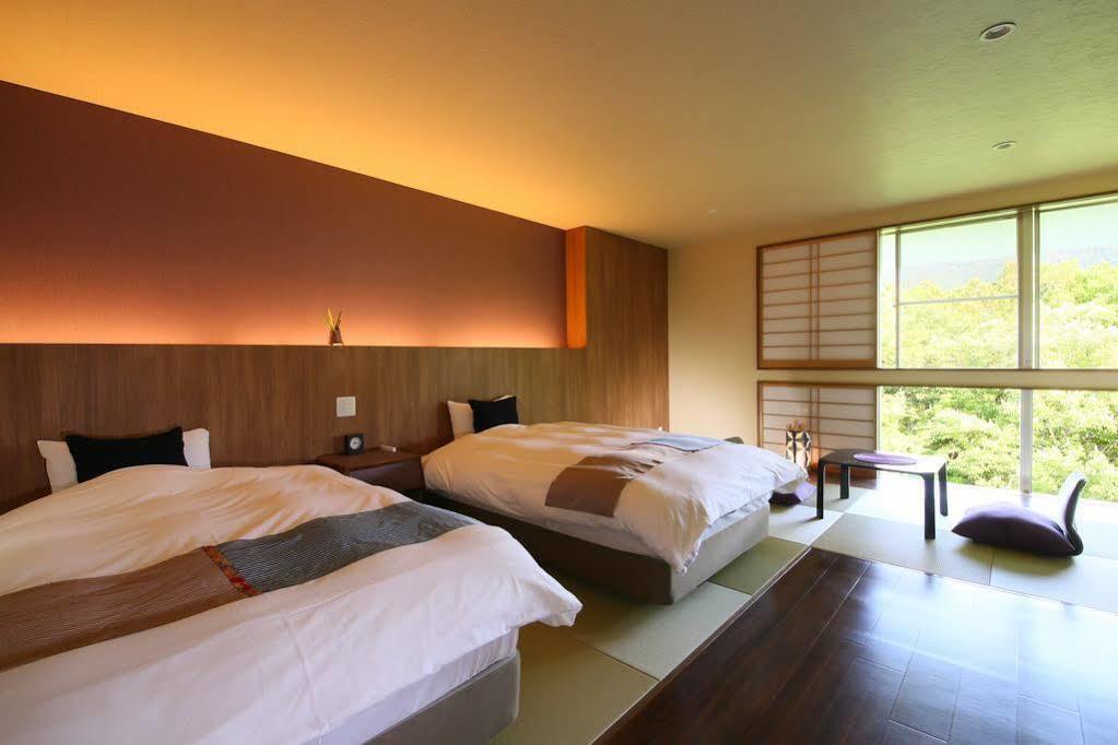 Hotel Miyama Chichibu Exteriör bild